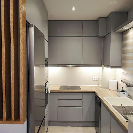 Verris Apartment